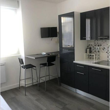 Yannadal/Studio Cosy Avec Vraie Cuisine A Recouvrance/ Proche Tram/Bus Et Proximite Avec L'Arsenal Apartment Брест Екстериор снимка