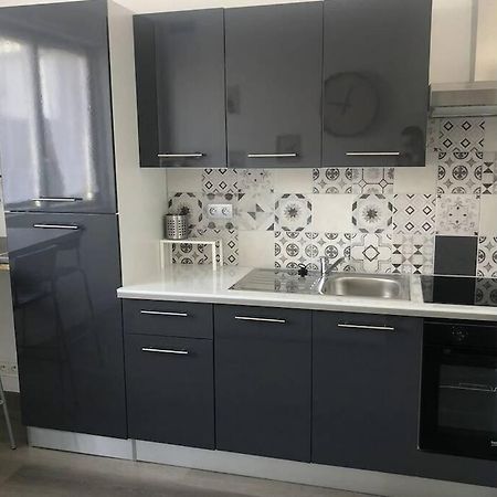Yannadal/Studio Cosy Avec Vraie Cuisine A Recouvrance/ Proche Tram/Bus Et Proximite Avec L'Arsenal Apartment Брест Екстериор снимка